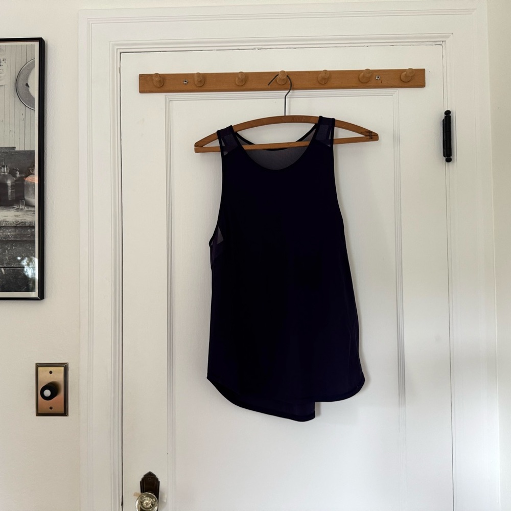Lululemon purple mesh workout tank